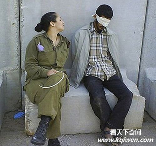 以色列前女兵上传侮辱阿拉伯男囚照片被严批(组图)