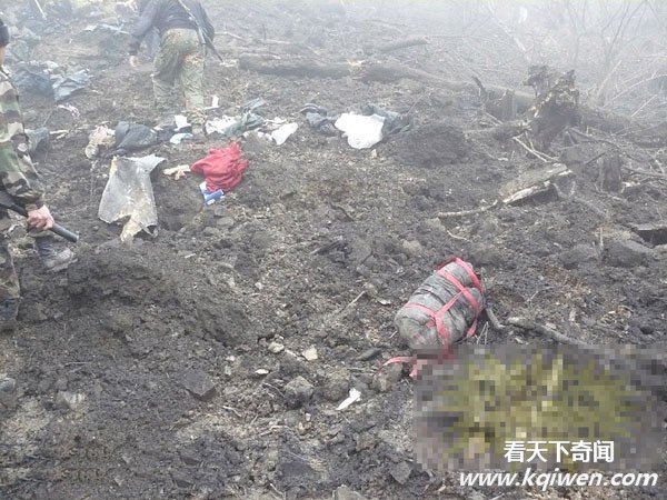 俄军投4吨弹药炸毁恐怖分子兵工厂 尸体残体满地(直击组图57P)